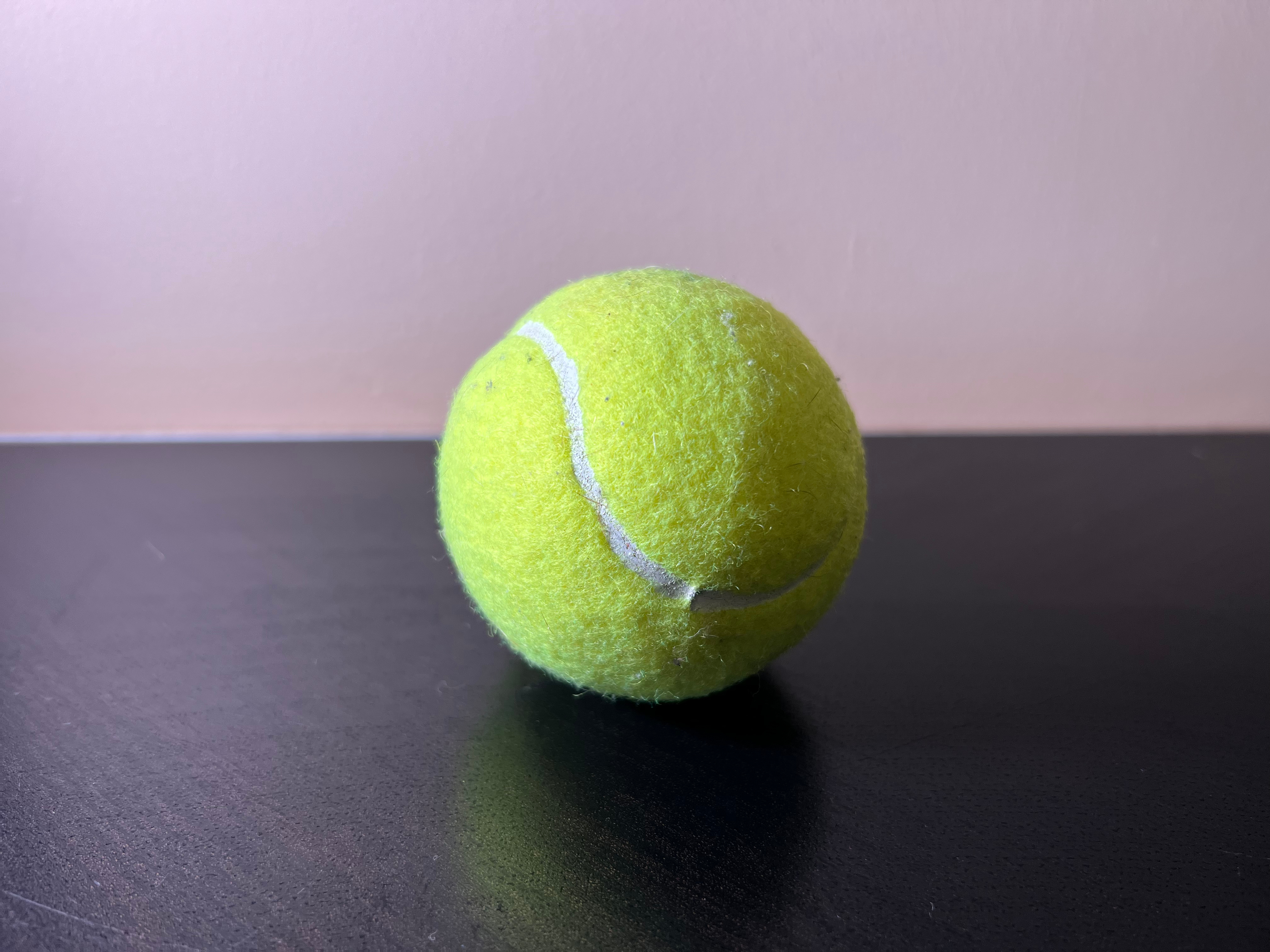 Теннисный мяч